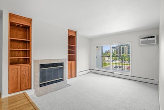 4820 Park Commons Dr Unit 329, Saint Louis Park, MN 55416