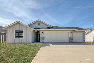 7429 E Shields Dr, Nampa, ID 83687