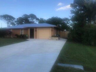 1541 SE Ladner St, Port Saint Lucie, FL 34983