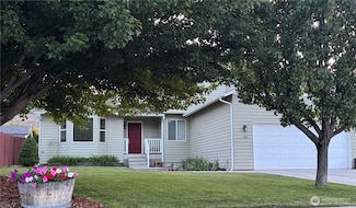 1512 Trisha Way, Wenatchee, WA 98801