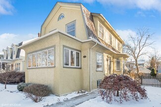 838 Linden Ave, Oak Park, IL 60302