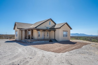 1843 N Spanish Bayonet Dr, Tombstone, AZ 85638