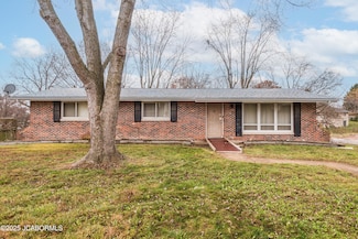 118 Valley View Dr, Jefferson City, MO 65109