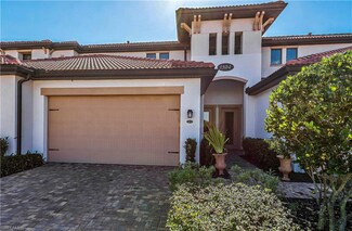 1594 Oceania Dr N Unit 201, Naples, FL 34113