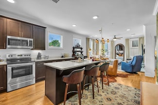 953 44th Ave N Unit 204, Nashville, TN 37209