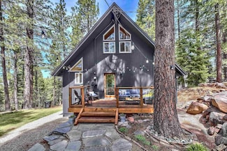 10146 Surrey Place, Truckee, CA 96161