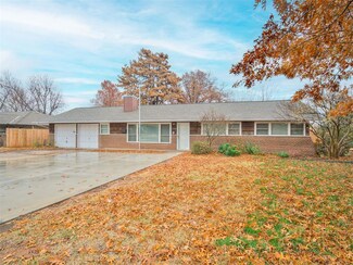 2924 Mockingbird Ln, Oklahoma City, OK 73110