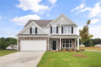 607 Ellabell Dr, Winston-Salem, NC 27127