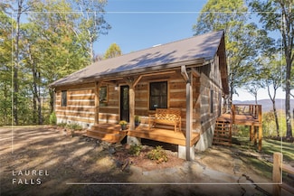 1505 Rye Mountain Dr, Glenville, NC 28736