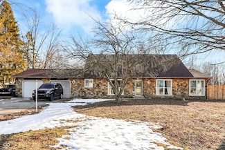 2210 Holden Dr, Anderson, IN 46012