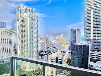 1050 Brickell Ave Unit 2808, Miami, FL 33131