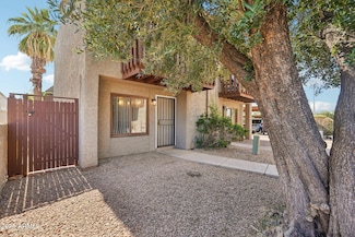 2815 N 52nd St Unit 3, Phoenix, AZ 85008