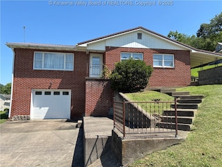 123 2nd St, Burnsville, WV 26335