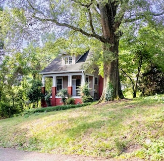 3126 Rockmeade Dr, Chattanooga, TN 37411