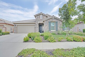 1812 W Porter Ave, Visalia, CA 93291