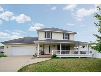 121 Timber Lane Ct, Cannon Falls, MN 55009