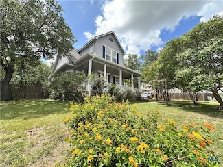 2050 Lisa Ln, San Marcos, TX 78666