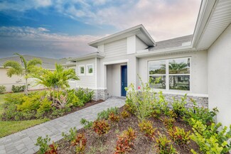 1102 SW Hunnicut Ave, Port St. Lucie, FL 34953