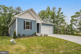 7082 Braxton Ct, Ruther Glen, VA 22546