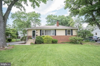 6800 Dean Dr, McLean, VA 22101