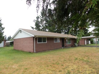 107 Olympia St E, Rainier, WA 98576