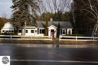 5984 N M 88, Central Lake, MI 49622
