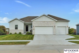 12113 S 204th Ave, Gretna, NE 68028