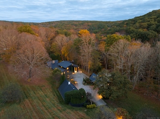 67 Squire Rd, Roxbury, CT 06783