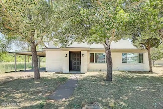 2723 Towell St, Overgaard, AZ 85933