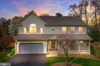 13305 Tuckaway Dr, Fairfax, VA 22033