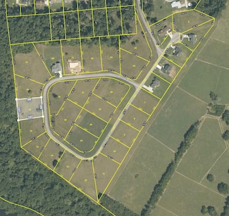 431 Overlook Dr, Dayton, TN 37321