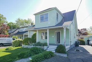 662 Milford Point Rd, Milford, CT 06460