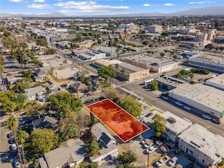 335 N Gordon St, Pomona, CA 91768