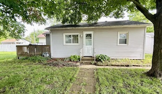 2251 Grandview Ave, Crest Hill, IL 60403