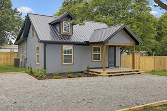 1814 Vales Mill Rd, Pulaski, TN 38478