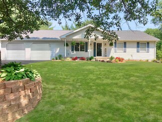 2106 College Ave, Vincennes, IN 47591