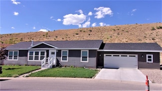 2432 Pioneer Way, Rifle, CO 81650