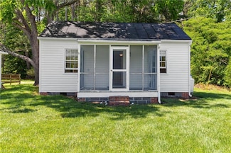 5523 White Hall Rd Unit B, Gloucester, VA 23061
