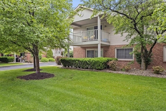 9810 Parkway Dr, Highland, IN 46322