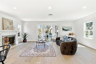 3991 Hubert Ave, Los Angeles, CA 90008