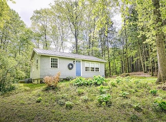 163 Old Spofford Rd, Winchester, NH 03470