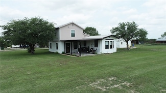 200 Baggs Trail, Mathis, TX 78368