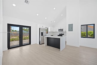 20620 SW 120th Place, Miami, FL 33177