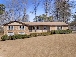 158 Paris Ct, Dallas, GA 30132
