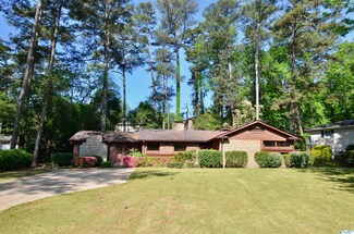 162 Fairoaks St, Gadsden, AL 35901