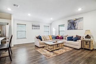 1621 Quest Bridge Rd, Lancaster, TX 75146