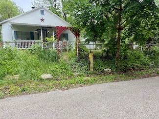 19 University Rd, Medway, OH 45341