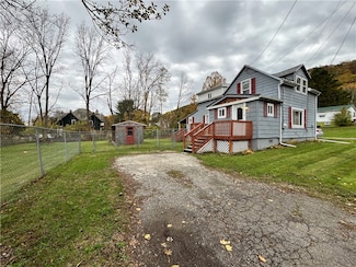 261 W 13th St, Elmira Heights, NY 14903