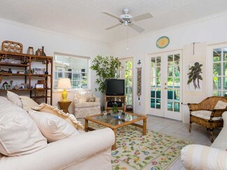 1195 Winding Oaks Cir E Unit 301, Vero Beach, FL 32963