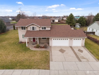650 W Whitman Dr, College Place, WA 99324